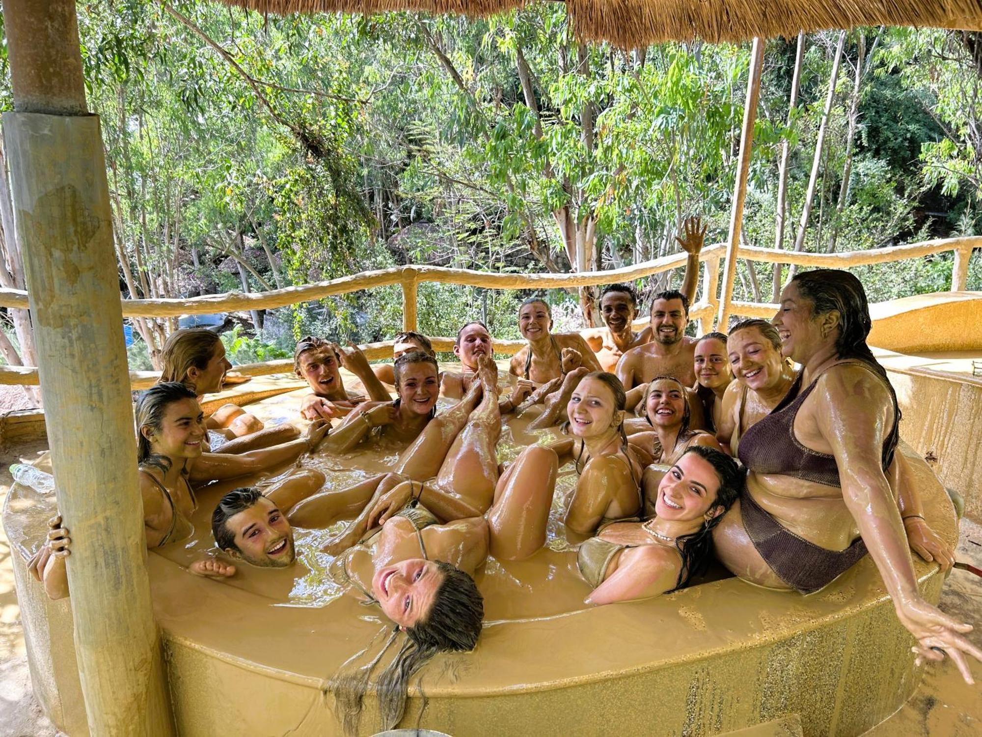 Bondi Backpackers Nhatrang Nha Trang Dış mekan fotoğraf